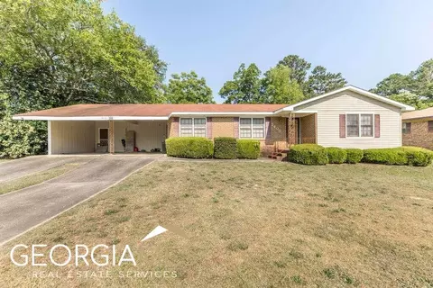 2400 Shea Dr, Macon, GA 31206