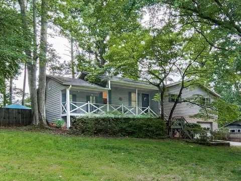 2649 Mohawk Trl, Acworth, GA 30102