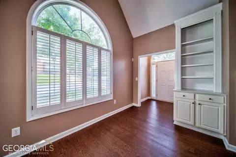 116 Stonegate Ln, Canton, GA 30114 photo 2