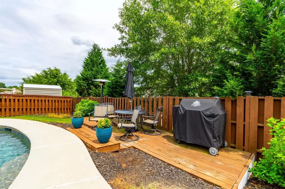  265 Stillwood Dr, Winder, GA 30680 photo 8