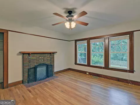 196 Walnut St, Toccoa, GA 30577 photo 17