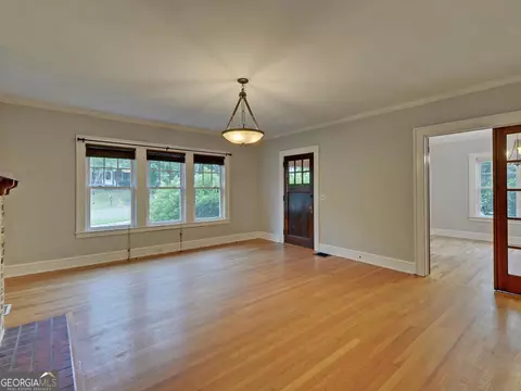 196 Walnut St, Toccoa, GA 30577 photo 7