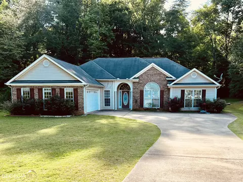 308 Old Pond Rd, Lagrange, GA 30241