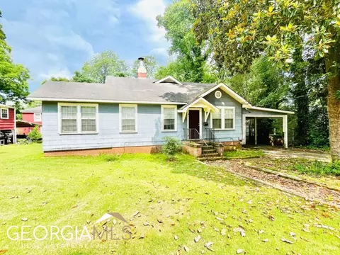 1416 Roper Ave, West Point, GA 31833
