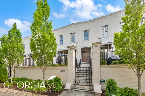 206 Calypso Cir, Atlanta, GA 30305