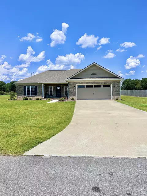 308 Four Seasons Dr, Statesboro, GA 30458