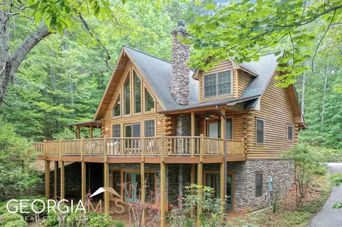 692 Silverado Ln, Clayton, GA 30525