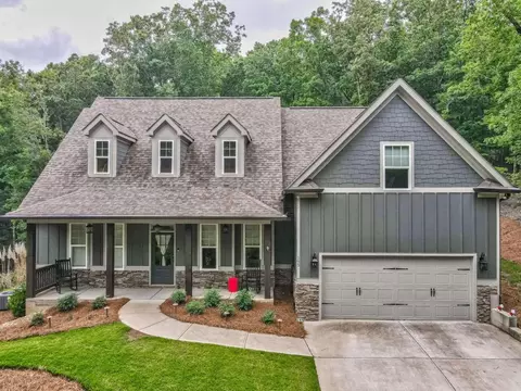 195 Wolverine Dr, Waleska, GA 30183