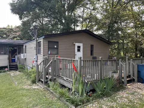 105 Clear Lake Dr NW, Adairsville, GA 30103