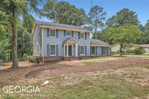 789 Glen Cir, Lawrenceville, GA 30044