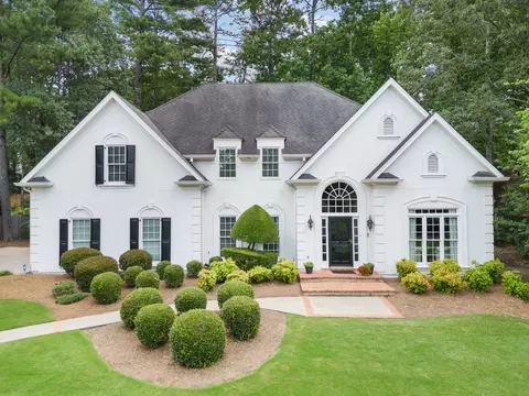52 Gatewood Dr NE, Marietta, GA 30068