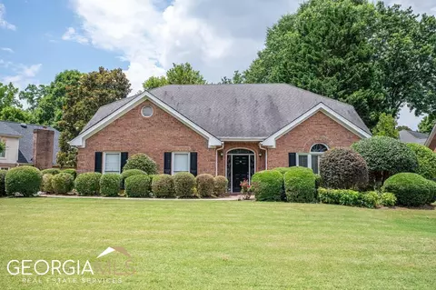 1055 Malbrough Dr, Alpharetta, GA 30004
