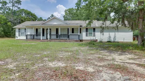 428 Old River Rd, Bloomingdale, GA 31302