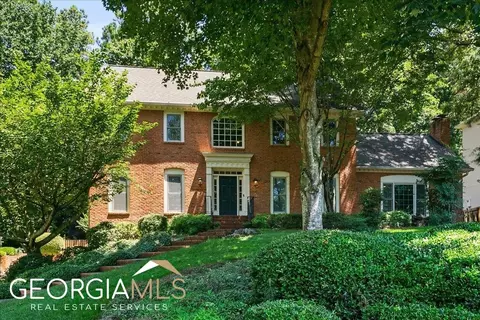 420 Prince Charles Pl, Alpharetta, GA 30022
