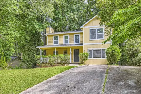8996 Liberty Ln, Jonesboro, GA 30238