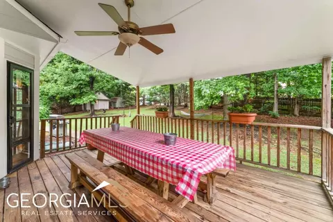 1376 Maple Ridge Dr, Suwanee, GA 30024 photo 25