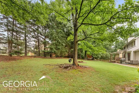 1376 Maple Ridge Dr, Suwanee, GA 30024 photo 27