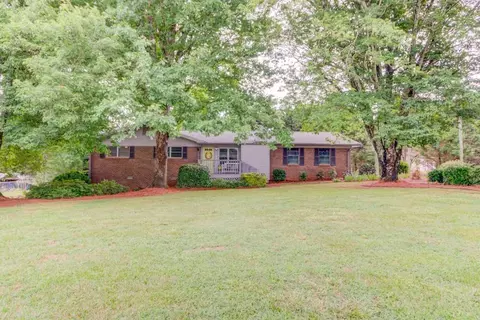 5042 Strickland Rd, Gainesville, GA 30507