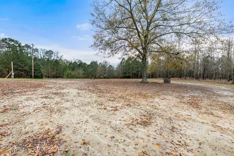 597 Moore Rd, Rayle, GA 30660 photo 9