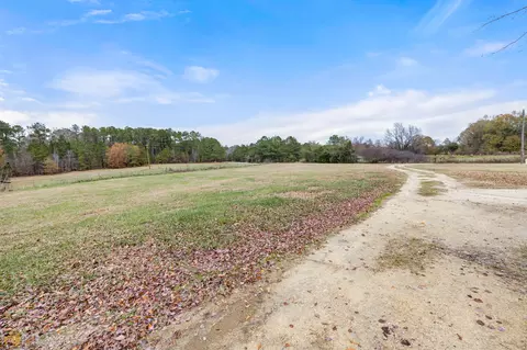 597 Moore Rd, Rayle, GA 30660 photo 8