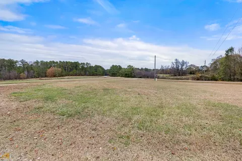 597 Moore Rd, Rayle, GA 30660 photo 3