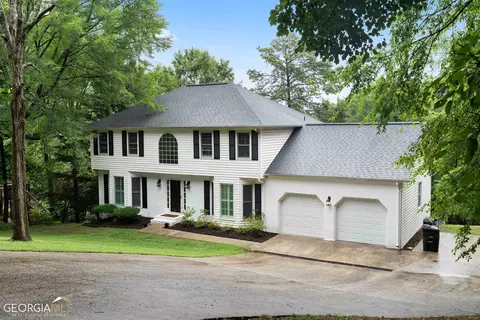 115 Little Pine Dr SE, Calhoun, GA 30701