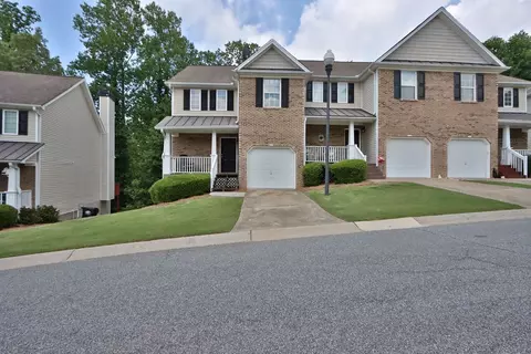 537 Fox Creek Xing, Woodstock, GA 30188