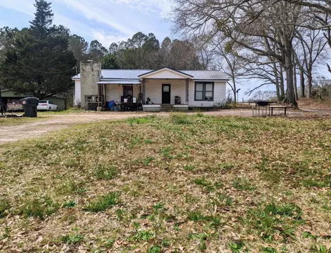 1477 Madison St, Comer, GA 30629