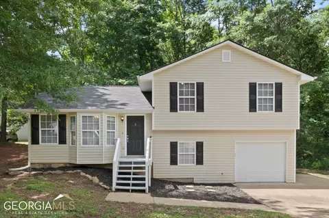 300 Widgeon Dr, Newnan, GA 30263