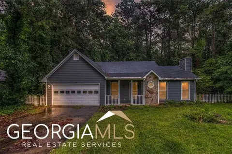 144 Crest Pointe Ct, Auburn, GA 30011