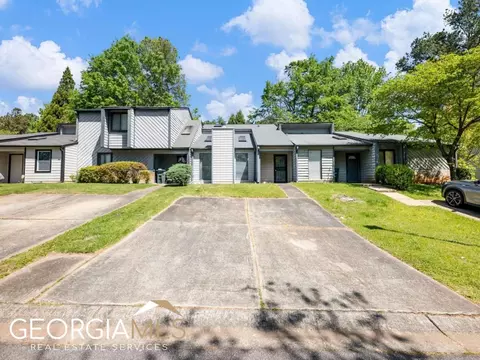 255 Heathersett Dr SW, Marietta, GA 30064