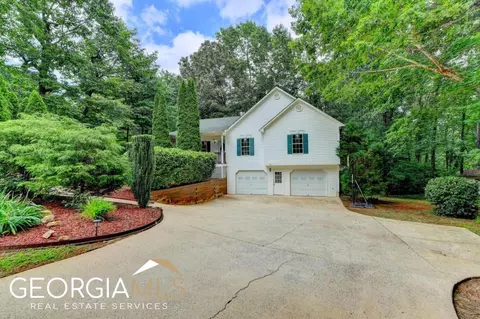 208 Red Fern Ct, Canton, GA 30114