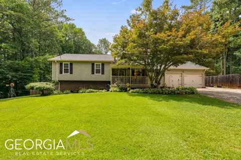 3331 Jessica Dr, Douglasville, GA 30135