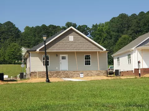 411 Coahulla Creek Dr, Dalton, GA 30721