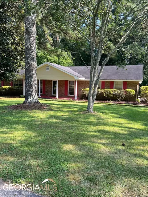 210 Fairfield Dr, Ellenwood, GA 30294