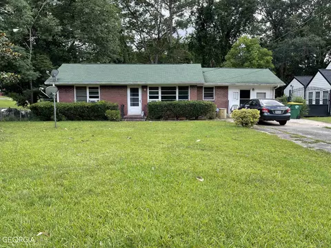 5611 Ash St, Forest Park, GA 30297