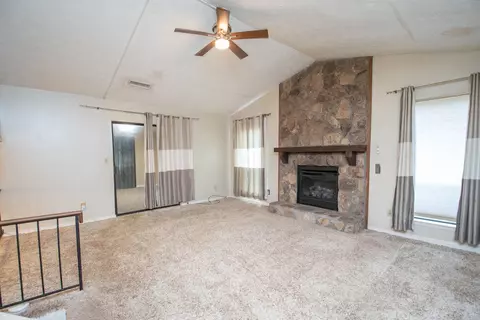 5642 Phillips Dr, Morrow, GA 30260 photo 8