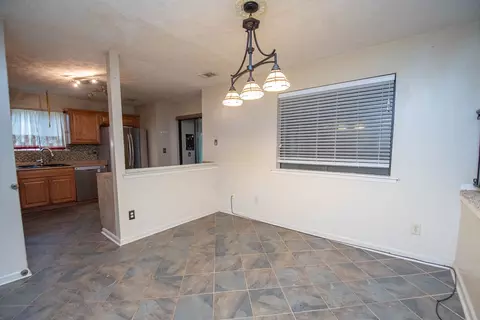 5642 Phillips Dr, Morrow, GA 30260 photo 12