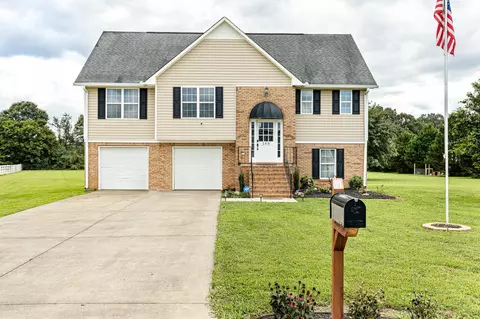 149 Kennedy Dr, Adairsville, GA 30103