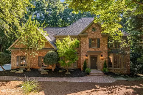 360 Cannady Ct, Sandy Springs, GA 30350