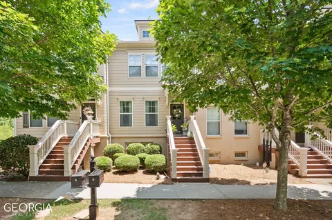 682 Village Field Ct, Suwanee, GA 30024