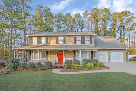 1562 Boxwood Trce NW, Acworth, GA 30102