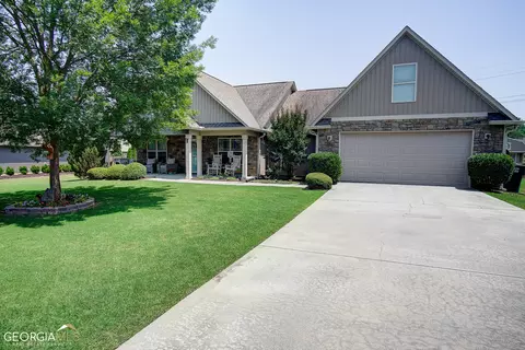 223 Gilmore Cir SW, Calhoun, GA 30701