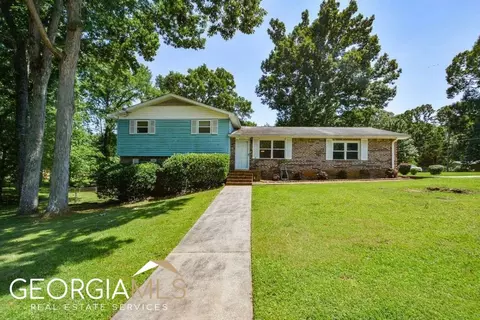 6145 Frieda St, Douglasville, GA 30135