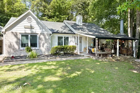 1122 Cousins Rd, Woodstock, GA 30188