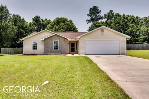 2697 Rosecommons Dr, Hampton, GA 30228
