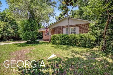 114 Stratford Dr, Warner Robins, GA 31088
