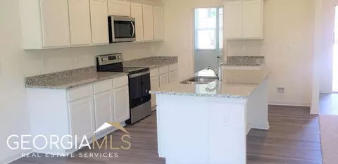 253 Hyde Park, Winder, GA 30680 photo 4