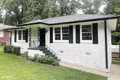 1192 Stoneybrook Rd, Forest Park, GA 30297