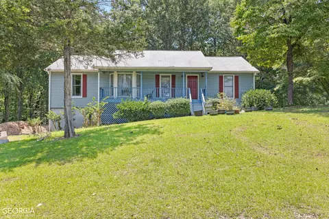 135 Huntington Dr, Lagrange, GA 30240